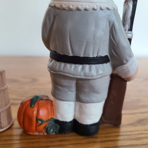 Vintage Ceramic Handcrafted Pilgrim Boy and Girl Thanksgiving Fall Autumn 1994 - Picture 10 of 15